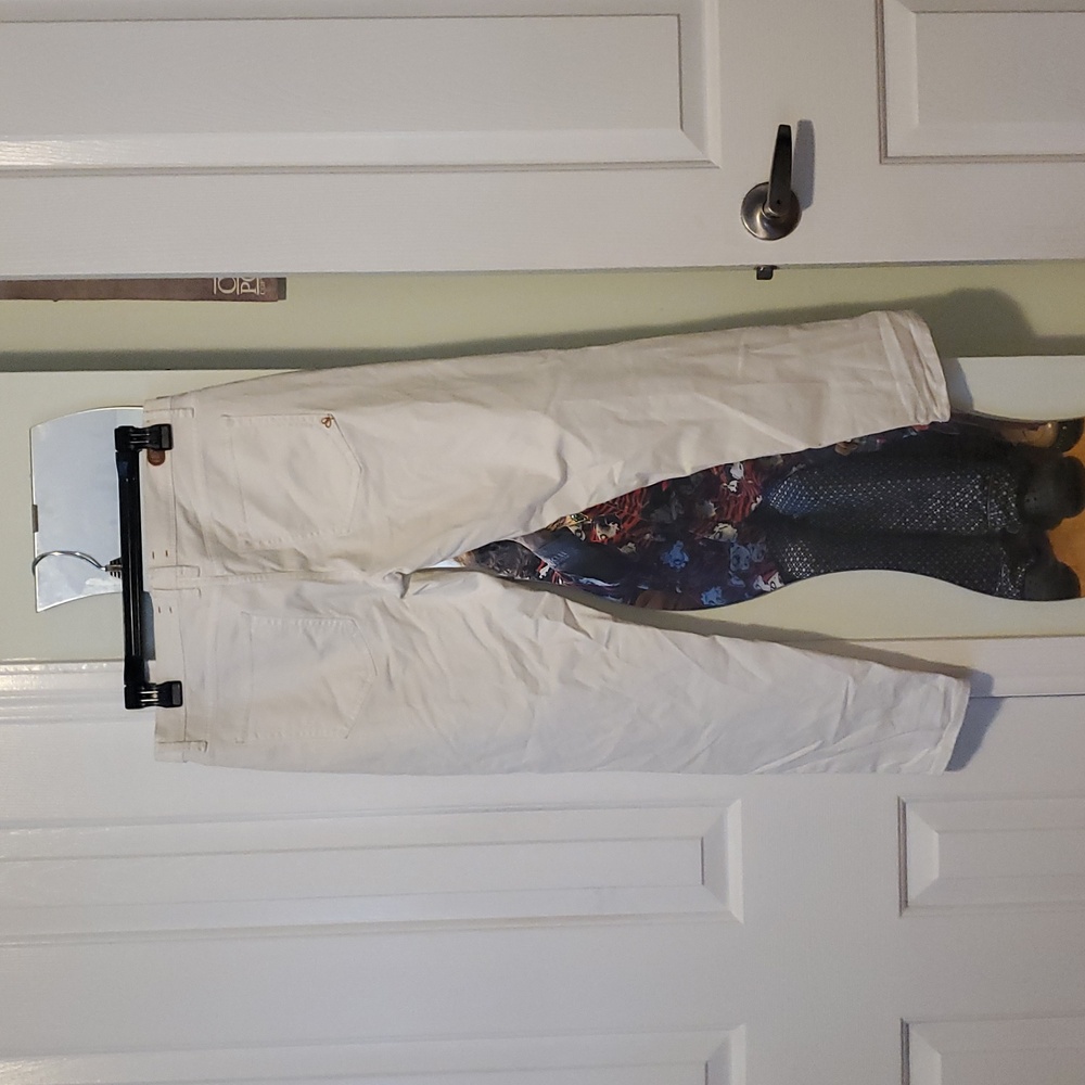 Pants - Picture 2 of 8